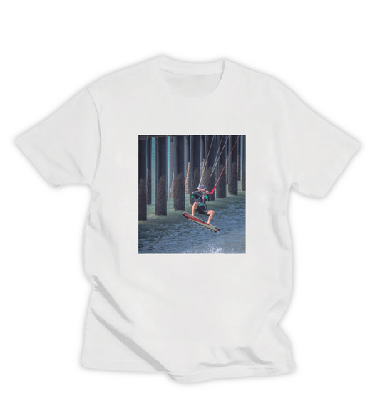 WINDSURFING AT PIER 2, UNISEX T-SHIRT