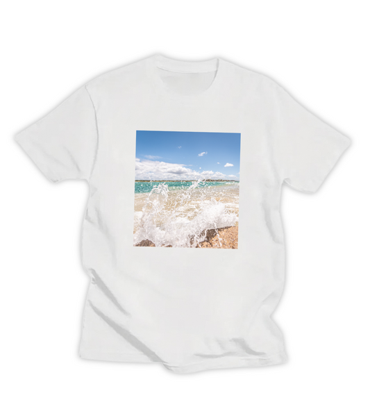 SPLASH AT NOOSA, UNISEX T-SHIRT