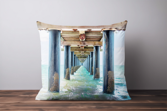 PIER IN GREEN CUSHION