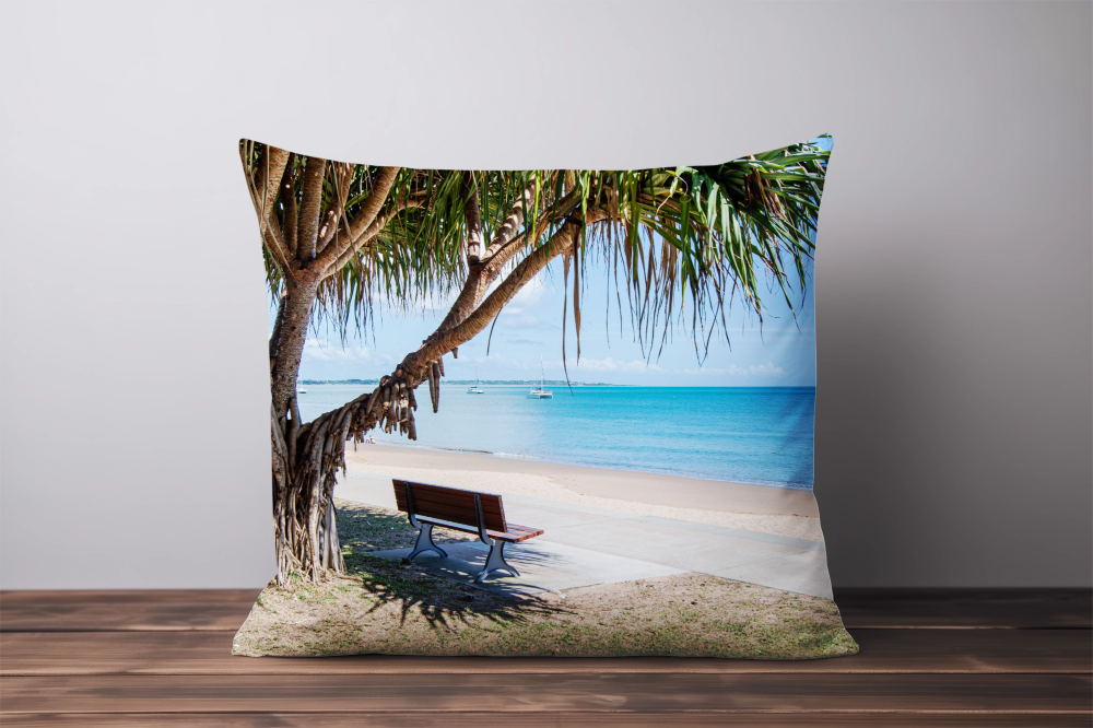 PANDANUS VIEW CUSHION